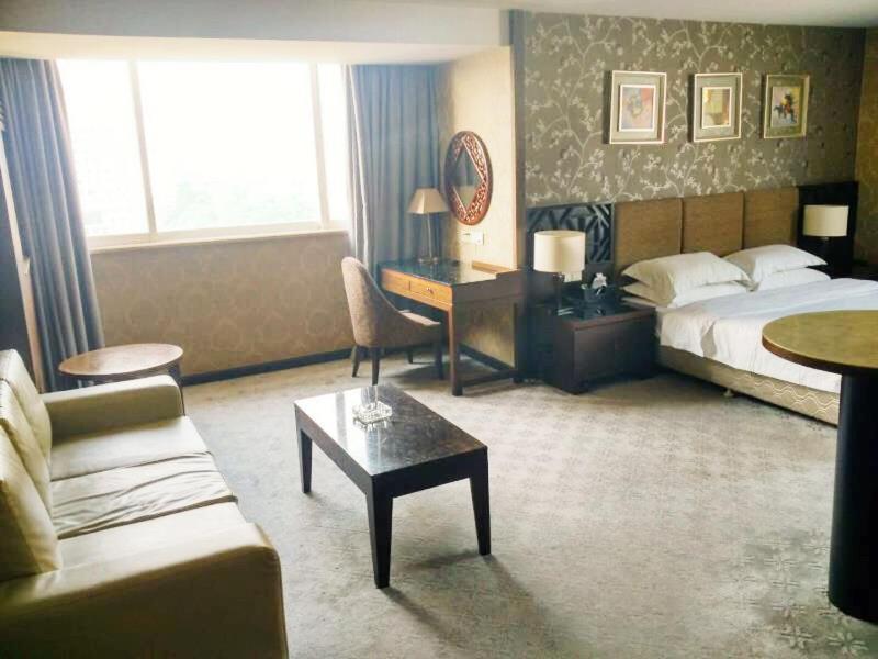 Guangzhou He Yuan Hotel מראה חיצוני תמונה